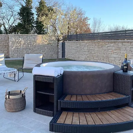 Holiday home 3 Bedroom Amazing In Matuhanci