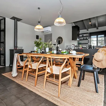 3 Bedroom Amazing In Matuhanci * Matohanci